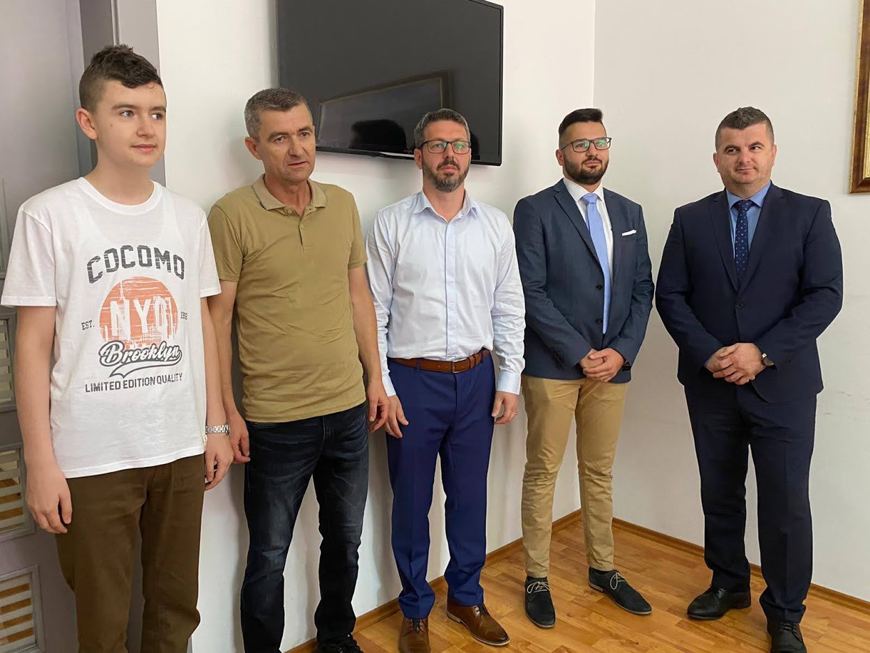 Održan prijem za uspješne mlade Novotravničane – Benjamina Mujkića i Ivana Guzinu
