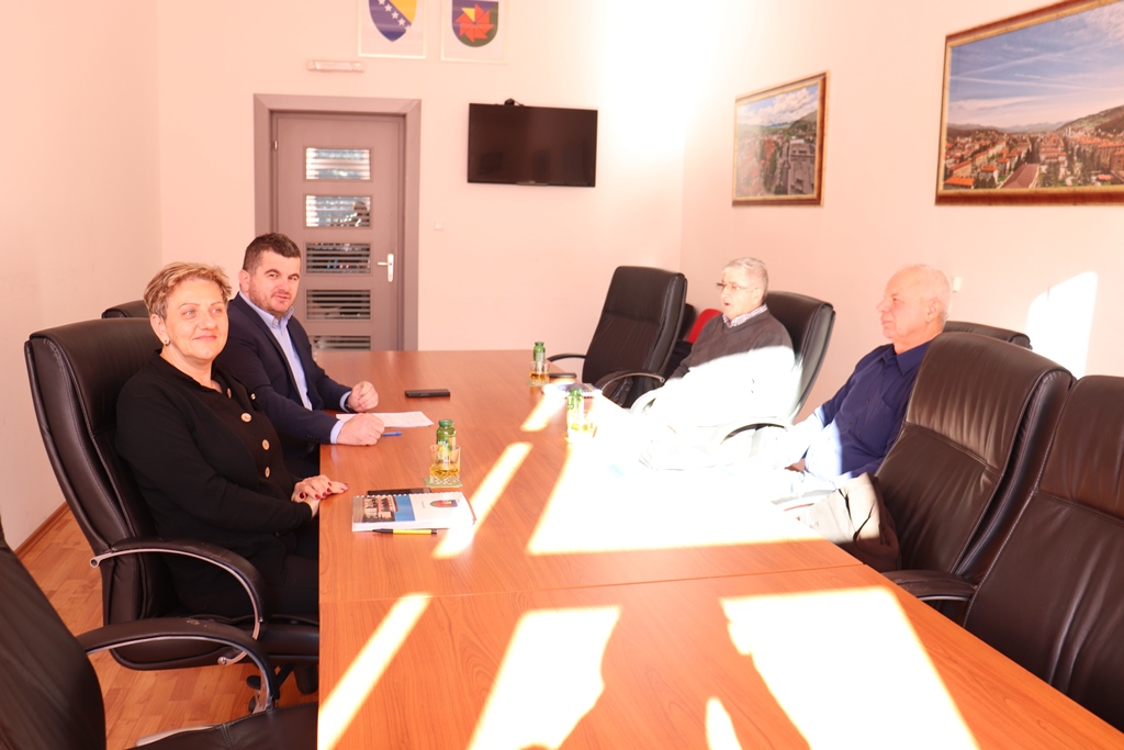 Umirovljeničkim/penzionerskim udrugama po 1.000 KM pomoći