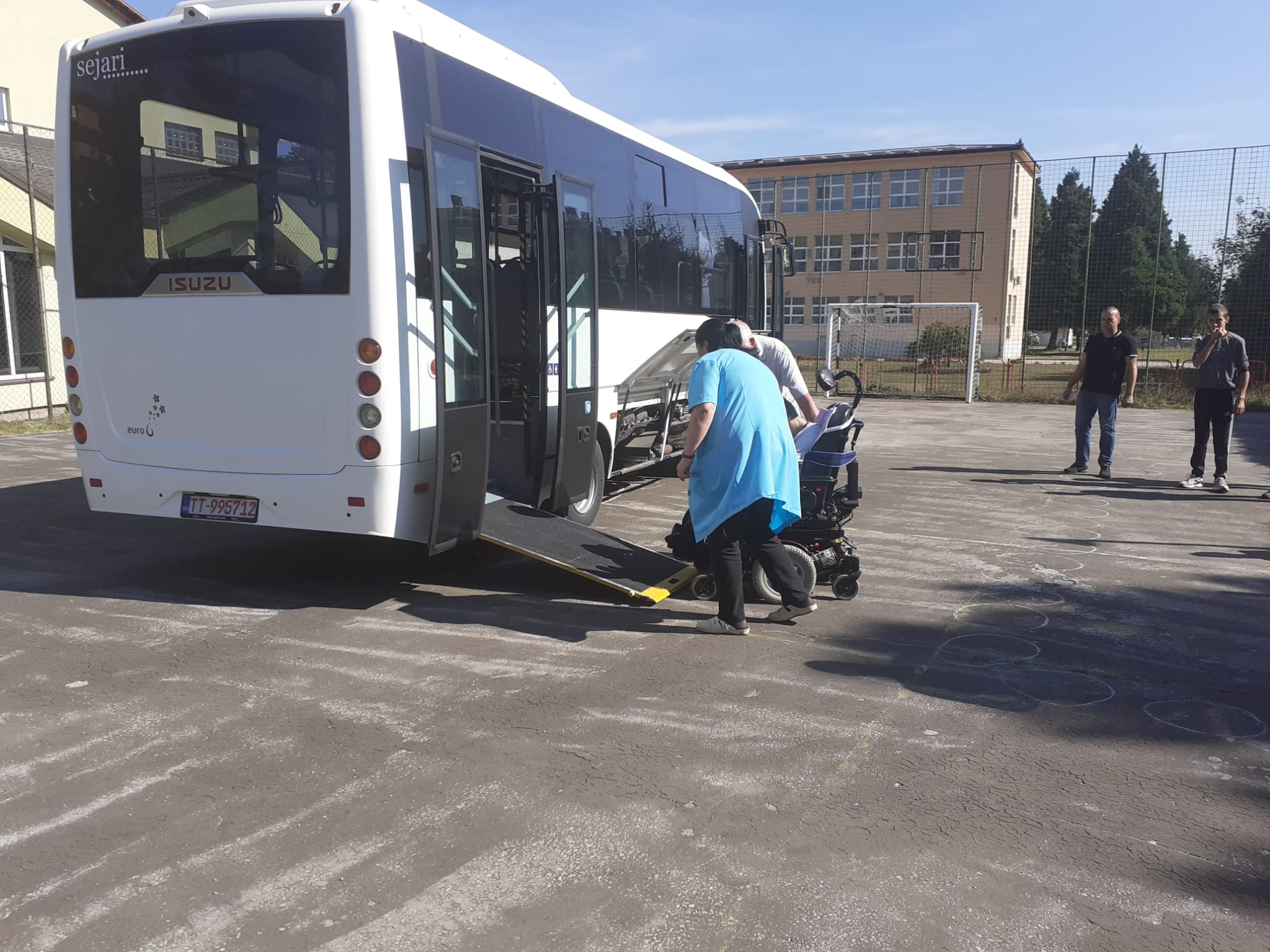 Udobniji i sigurniji  prijevoz djece sa poteškoćama u razvoju