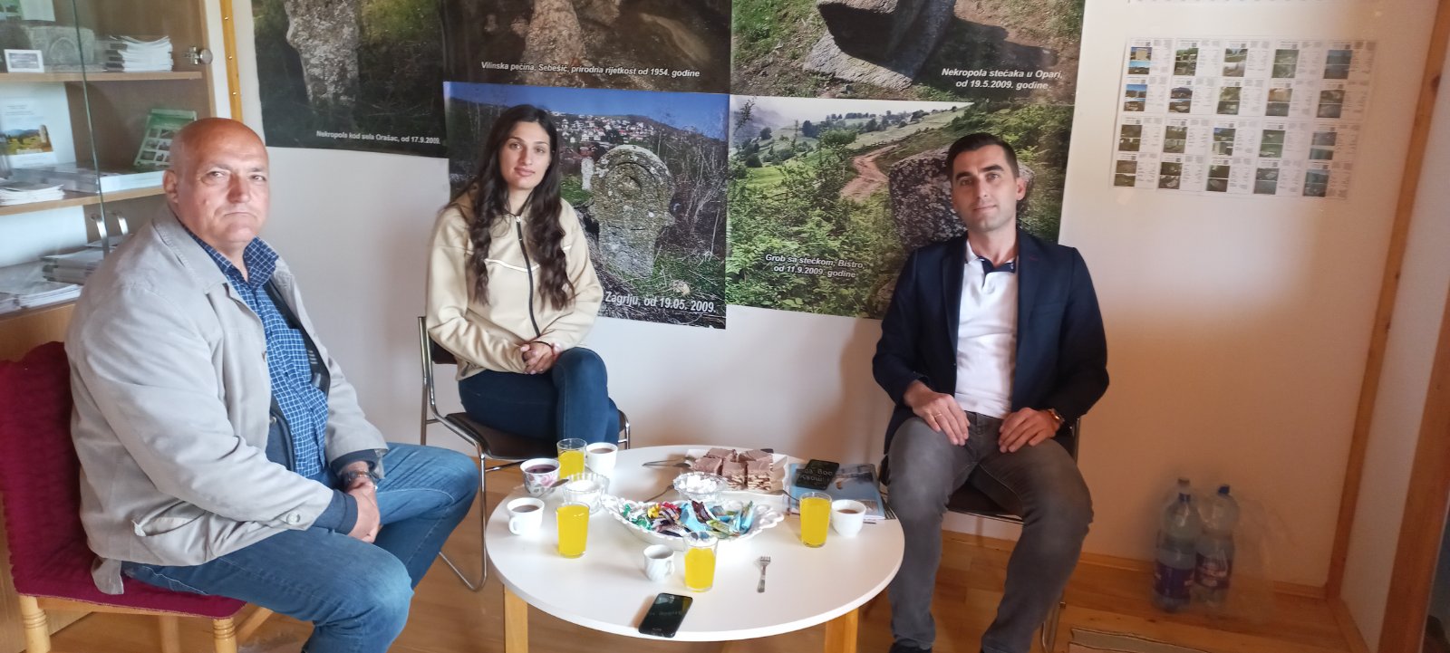 Ante Vujinović u posjeti nekropoli stećaka "Maculje"