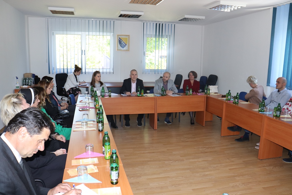 Održan okrugli sto o prevenciji  međuvršnjačkog nasilja